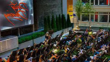 Photo de Rooftop Cinema Club Midtown