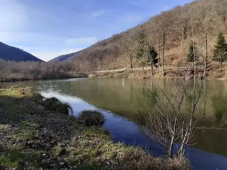 Photo de Lago di Brinzio