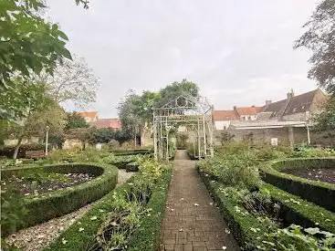 Liberté Garden