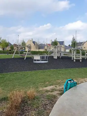 Photo de The 'Skate Park' Playground