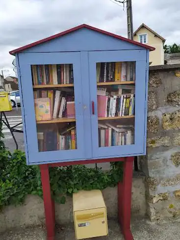Box Books De Cheptainville