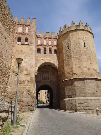 Photo de Puerta de San Andrés