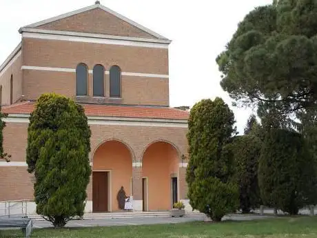 Photo de Chiesa S. Giovanni Bosco e S. Antonio da Padova