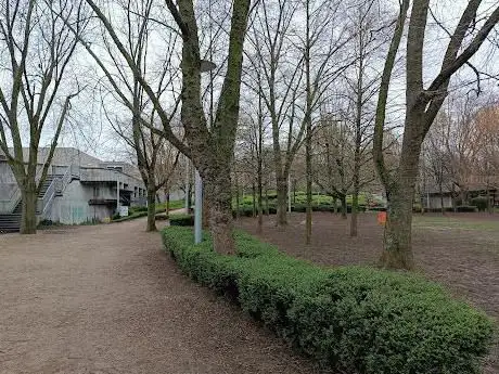Parc Cours Saint-Michel
