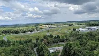 Photo de Monticello Motor Club