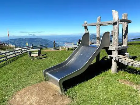 Spielplatz Fronalpstock