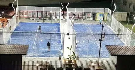 Photo de Village Padel Palermo