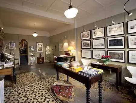 Photo de The Yellow Door Gallery