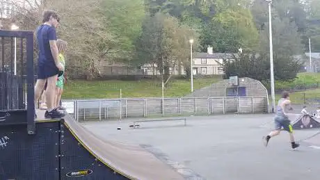 Photo de Llangollen Skatepark.