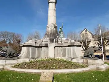 Oorlogsmonument Sedan