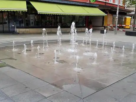 Jets d'eau Place de la gare