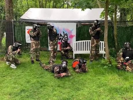 Photo de Paintball Play Zone: Zone de jeu paint-ball outdoor Terrain boisé 3000m2 Anniversaire St-Maximin proche Creil Nogent 60 Oise