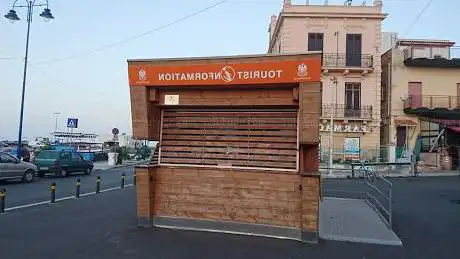 Photo de Tourist Information Mondello
