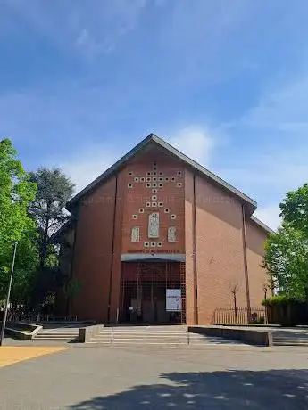 Photo de Chiesa Cattolica Parrocchiale di Santo Stefano Re d'Ungheria