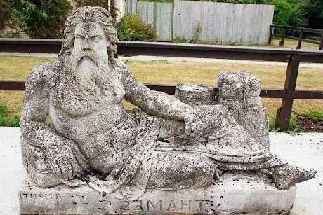Father Thames (1854) sculpture by Rafaelle Monti