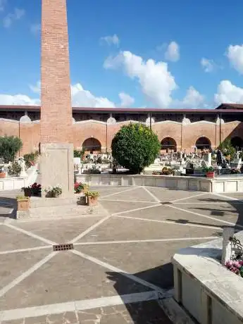 Photo de Cimitero della Misericordia di Grosseto