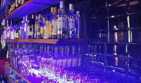 Photo de SALAMANCA MALQUERIDA HOME BAR