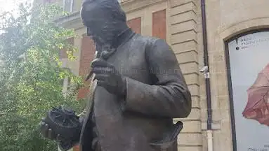 Statue Zénobe Gramme