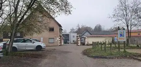 Château Walk Maison De Cure