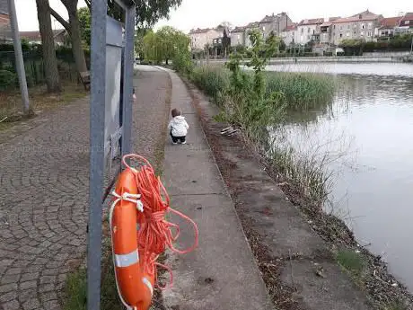 Photo de Esplanade du commandant de Talusne
