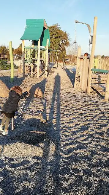 Photo de Aire de Jeux du Parc des Carrières