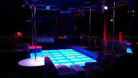 Piper night club