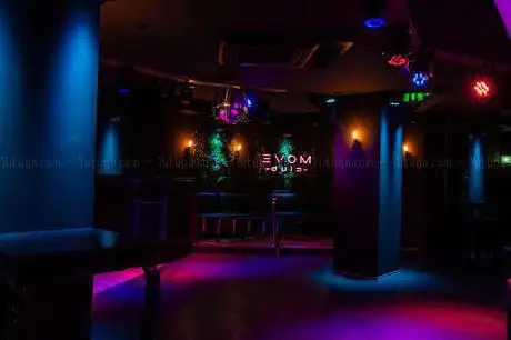 Move Club
