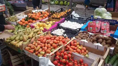 Mercato Agricolo (farmers market)