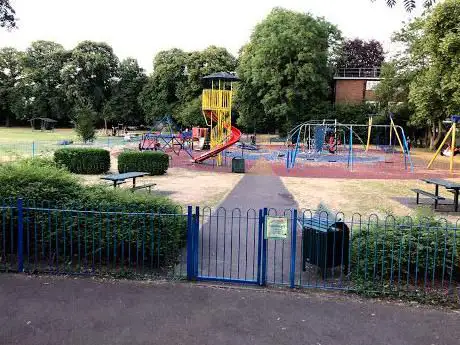 Photo de Southall Recreation Ground
