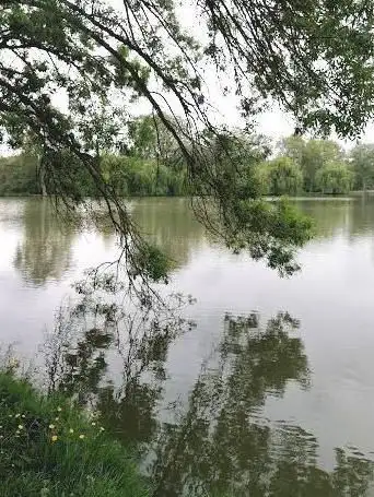 Photo de Petit lac de Peyssies