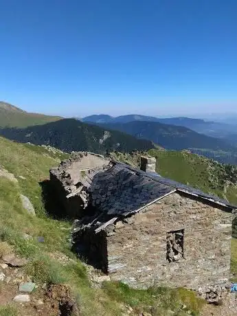 Photo de Refuge of Las Pedrizas (ruins)