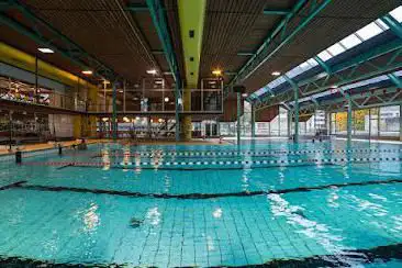Piscine couverte