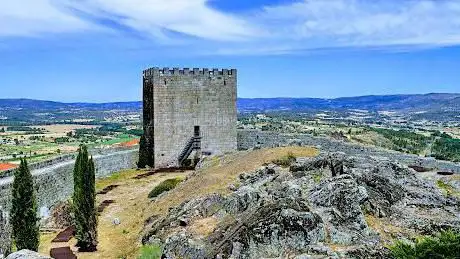 Photo de château de Celorico da Beira
