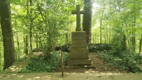 Monument Maurice Bonhome