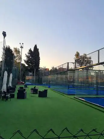 Photo de WORLD Aurelio PADEL Center
