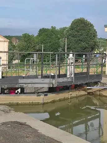 Photo de Écluse n°6 de la Besbre