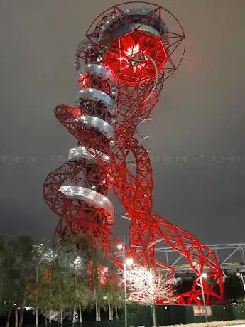 Photo de Queen Elizabeth Olympic Park Public Climbing Wall