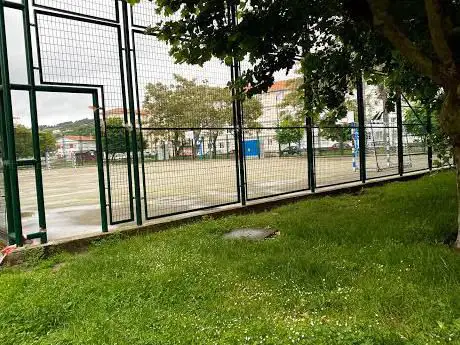 Photo de Pistas deportivas