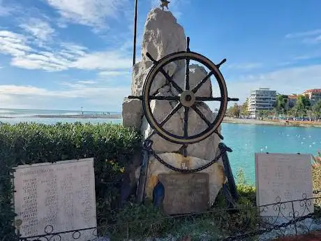 Monumento ai Marinai
