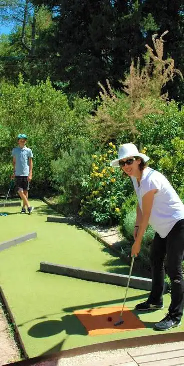 Photo de MINI GARDEN GOLF de provence