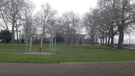 Photo de Island Gardens Remembrance park