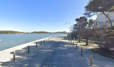 Photo de Location de Paddle VAR Six fours les plages / Le Brusc : UC