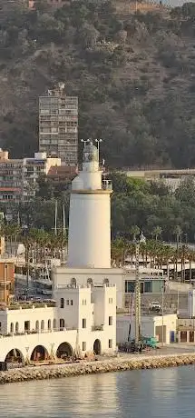 Photo de Malaga Port