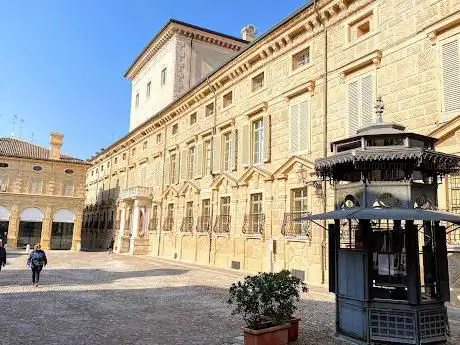 Photo de Palais Canossa