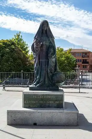 Photo de Monumento a la Reina Juana I de Castilla