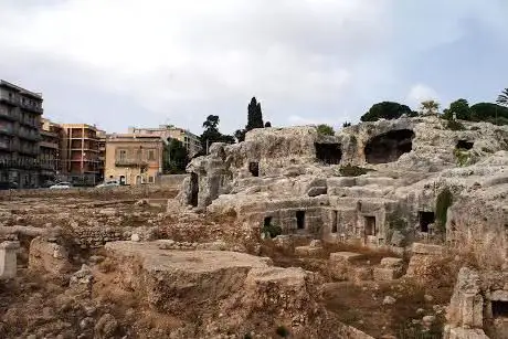 Photo de Grotticelle Necropolis
