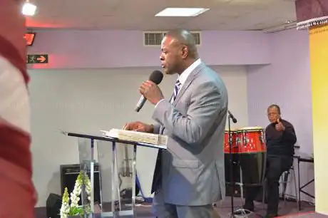 Photo de Living Springs International Church