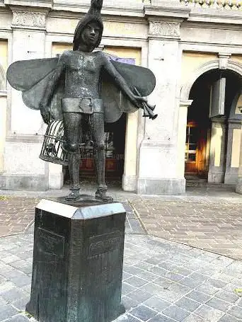 Photo de Papageno statue