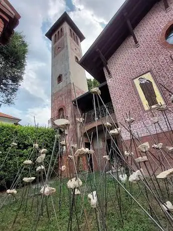 Photo de Biblioteca Comunale Cederna