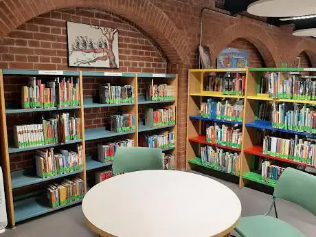 Photo de José Saramago Municipal Public Library